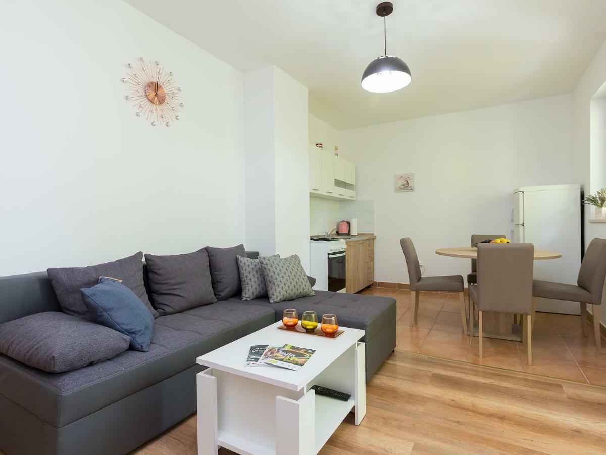 Apartment Lory'S Place Pula Zewnętrze zdjęcie